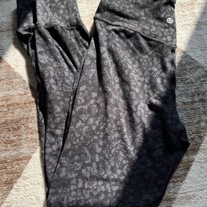 Lululemon Black Patterned Joggers
